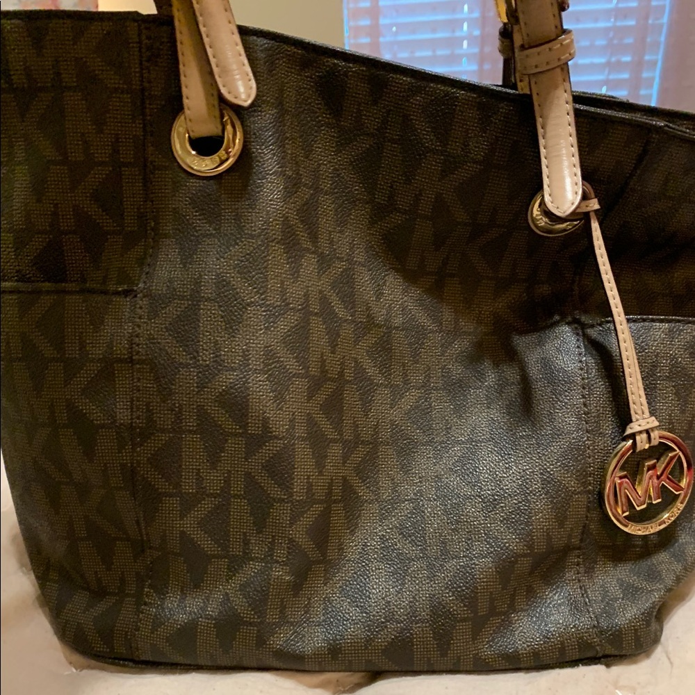 Michael Kors Purse!!!!
